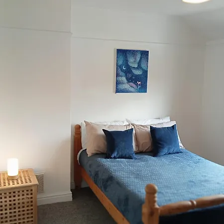 Long Term / Contractors / Discounts /free Parking * Bristol