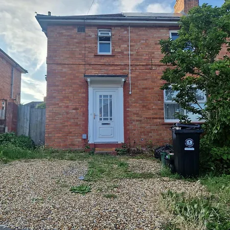 Long Term / Contractors / Discounts /free Parking Apartment *